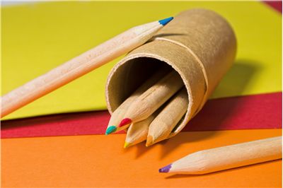 Picture Of Colored Pencils In Box